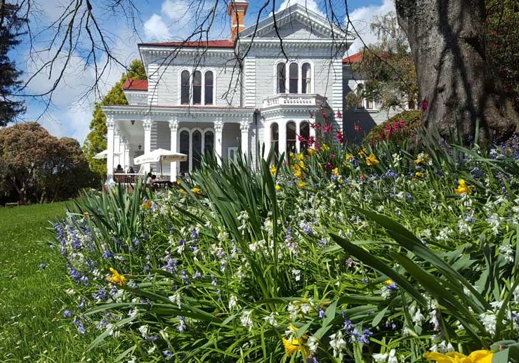 Historic Melrose House Nelson with gardens